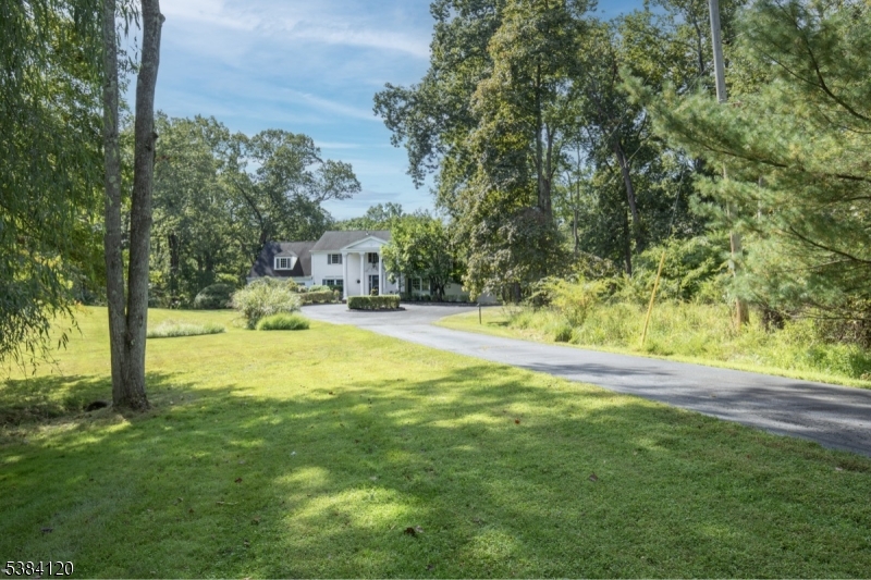 147 Liberty Corner Rd