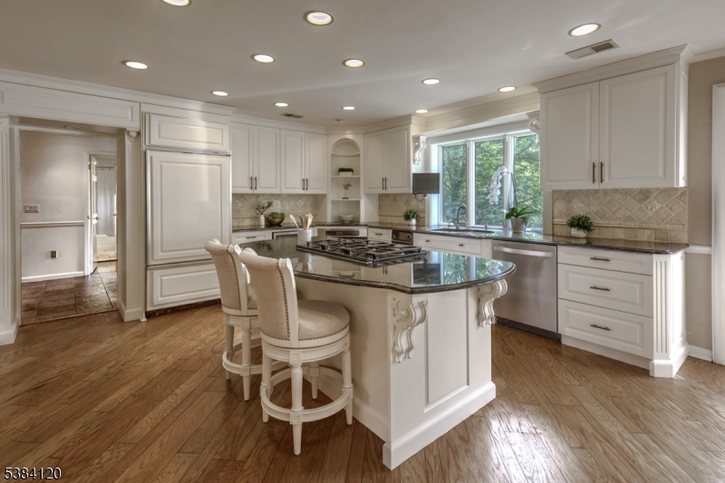 147 Liberty Corner Rd
