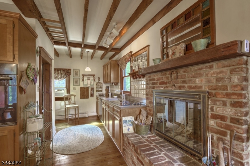 38 Fairmount Road East