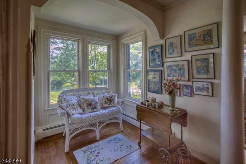 38 Fairmount Road East