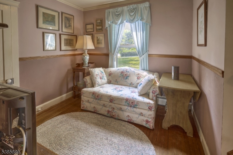 38 Fairmount Road East