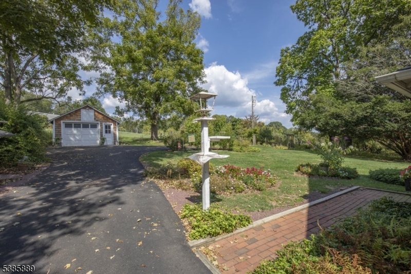 38 Fairmount Road East