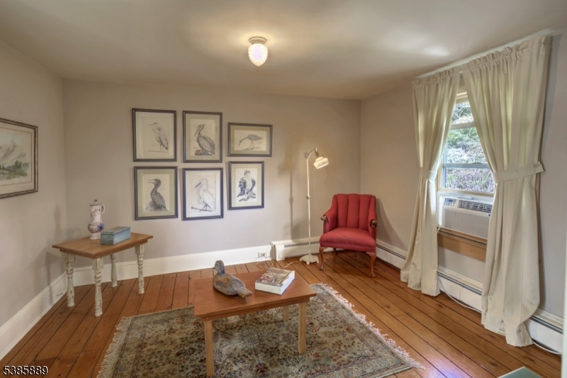 38 Fairmount Road East
