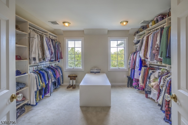 6 Wright Ln