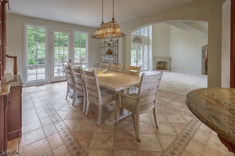 6 Wright Ln