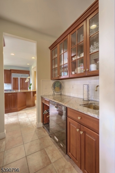 6 Wright Ln