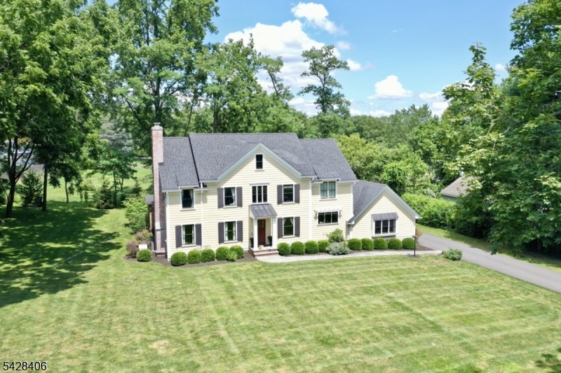 40 Sunnybrook Rd