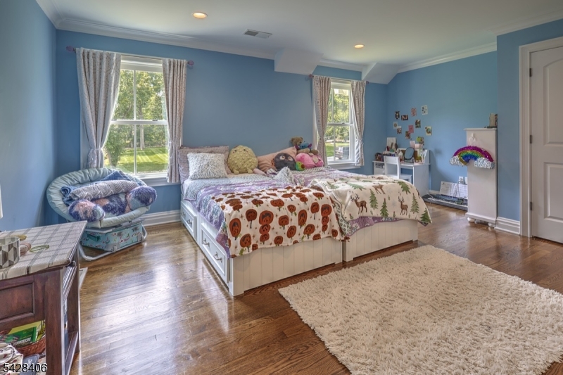 40 Sunnybrook Rd