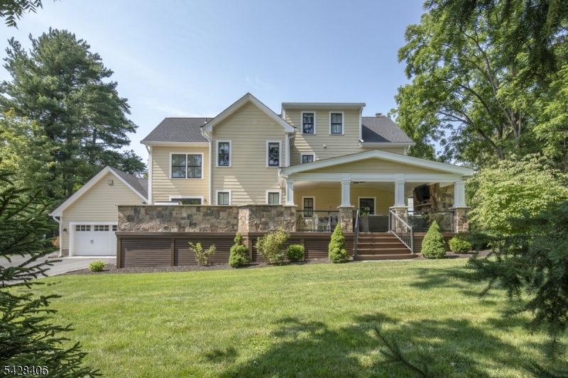 40 Sunnybrook Rd