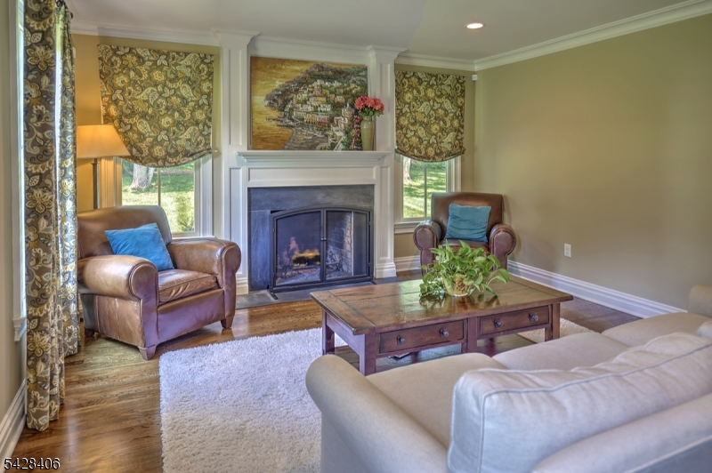 40 Sunnybrook Rd