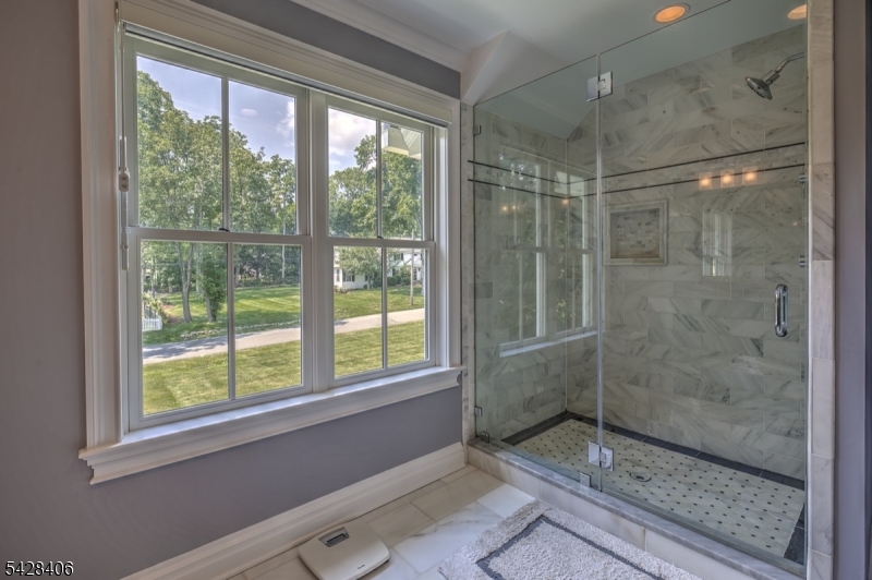 40 Sunnybrook Rd