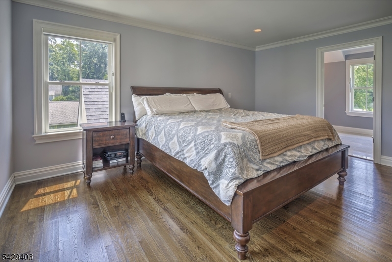 40 Sunnybrook Rd