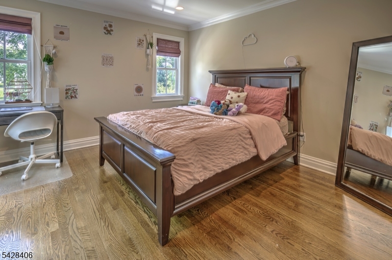 40 Sunnybrook Rd