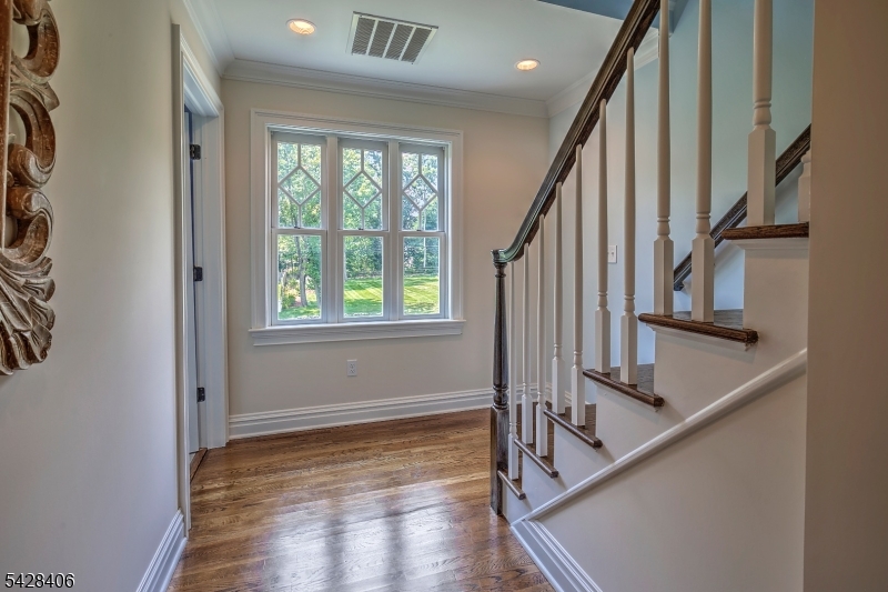 40 Sunnybrook Rd