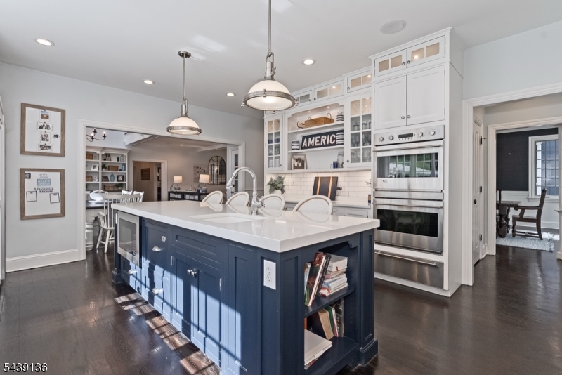 11 Red Oak Row