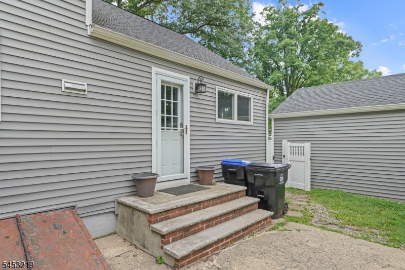 45 Herbert Dr