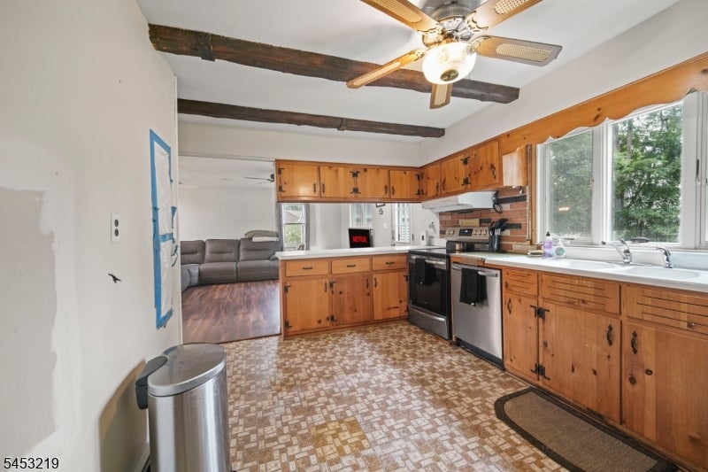 45 Herbert Dr