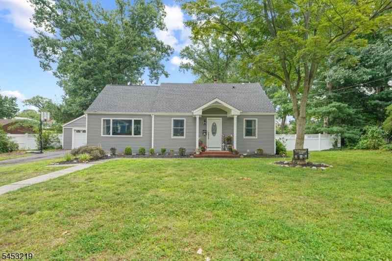 45 Herbert Dr