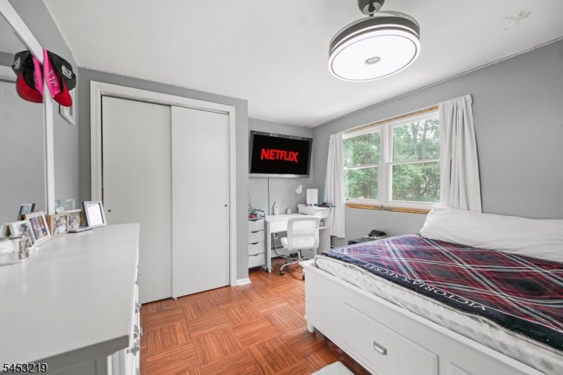 45 Herbert Dr