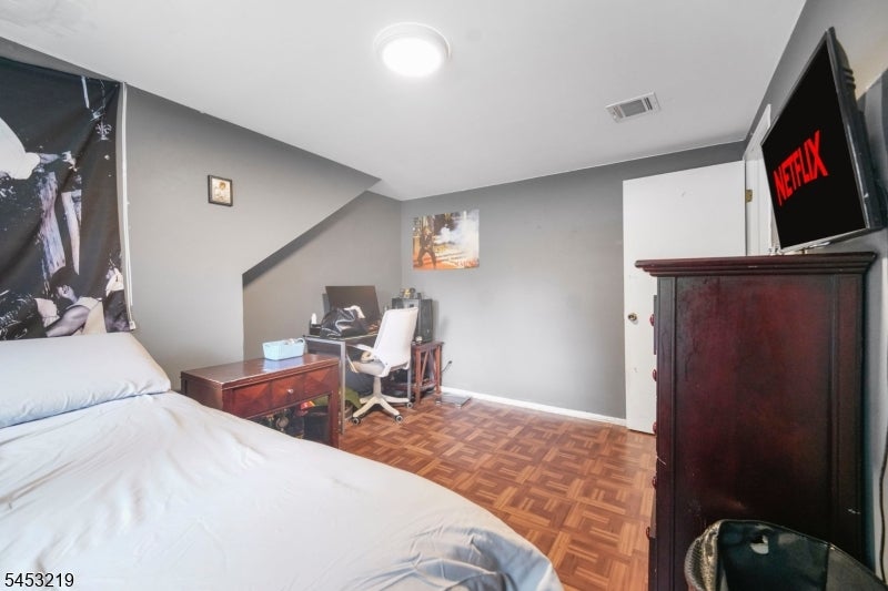 45 Herbert Dr