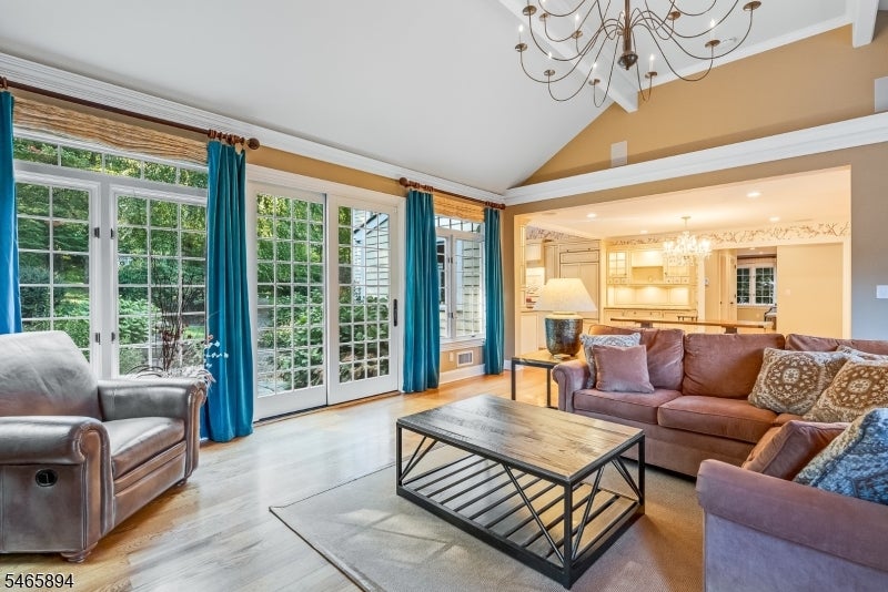 4 Barberry Row