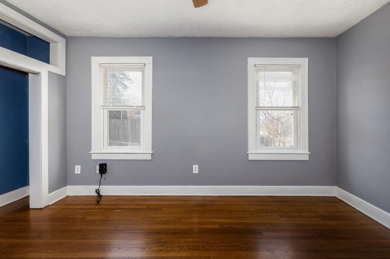 1401 4TH ST