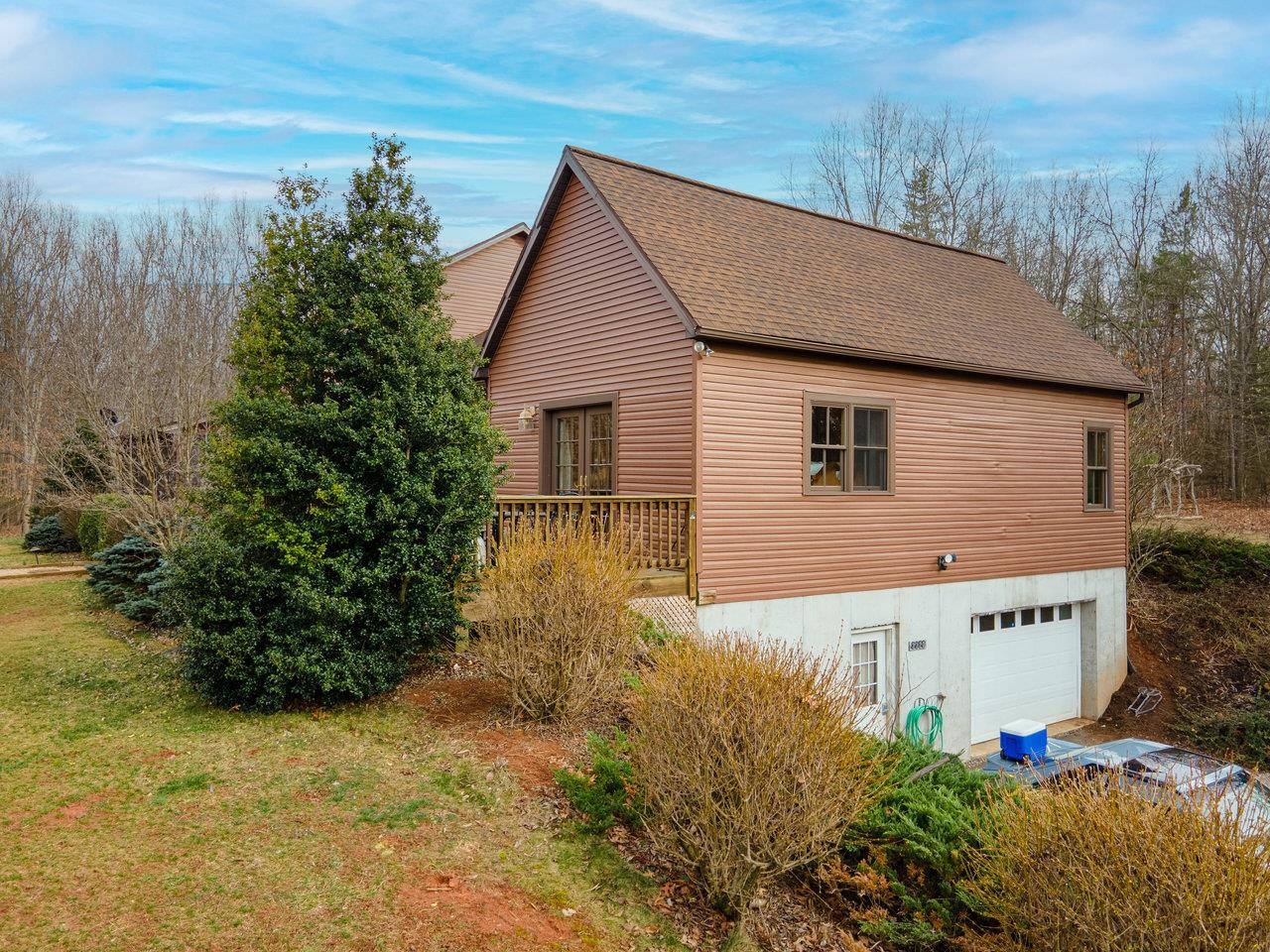 3320 NORTHVIEW LN