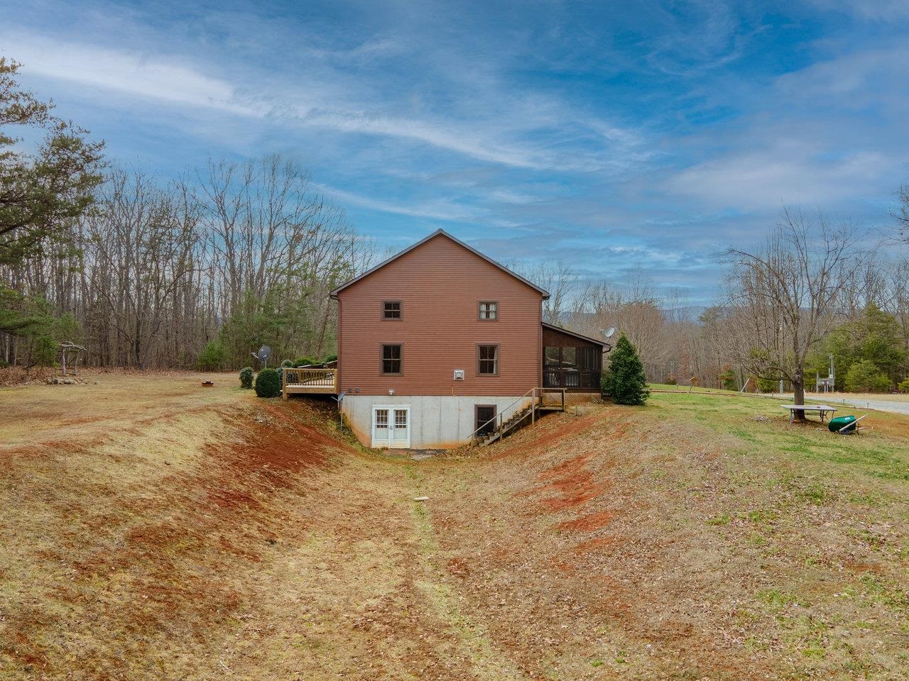 3320 NORTHVIEW LN