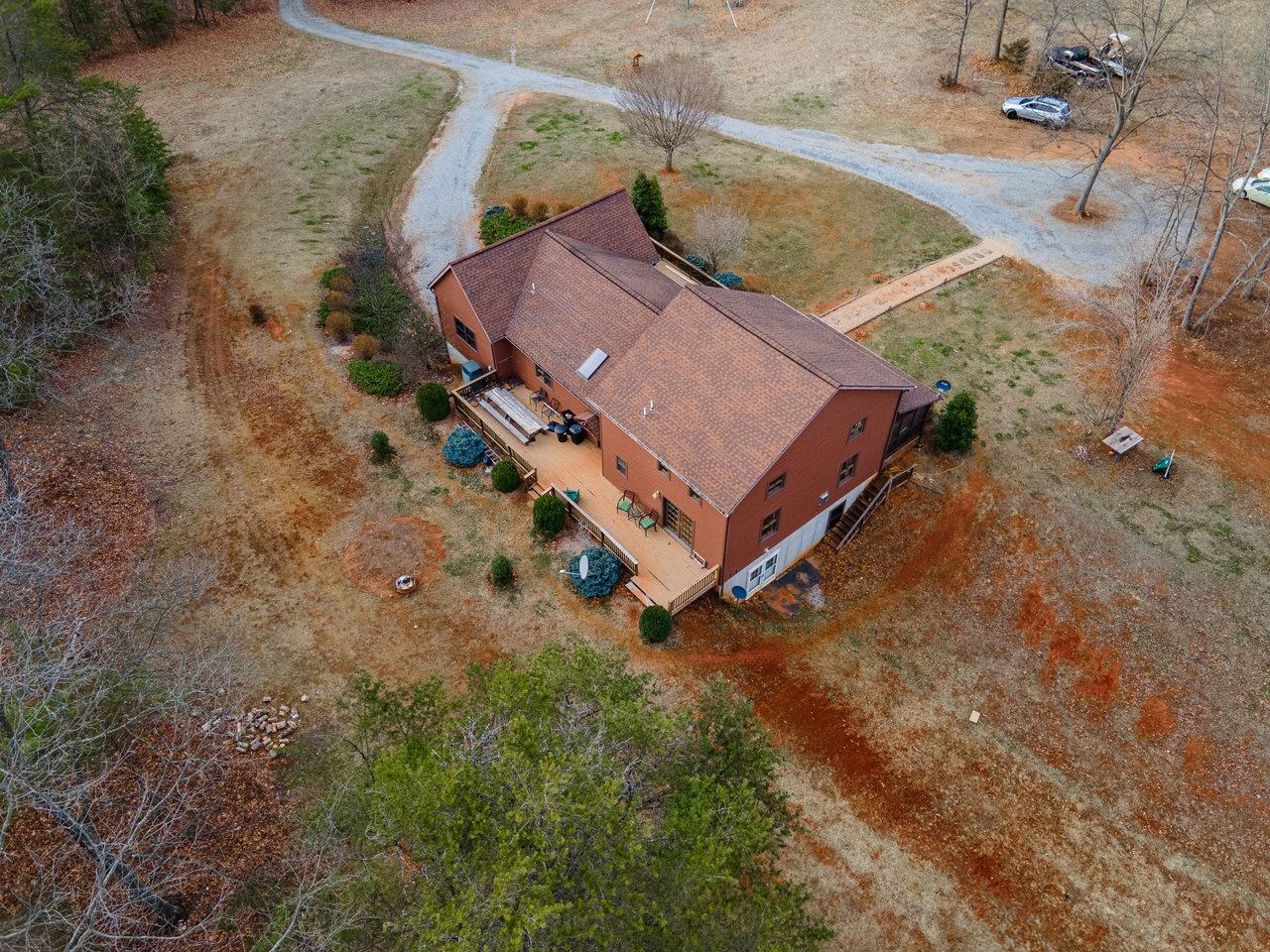 3320 NORTHVIEW LN