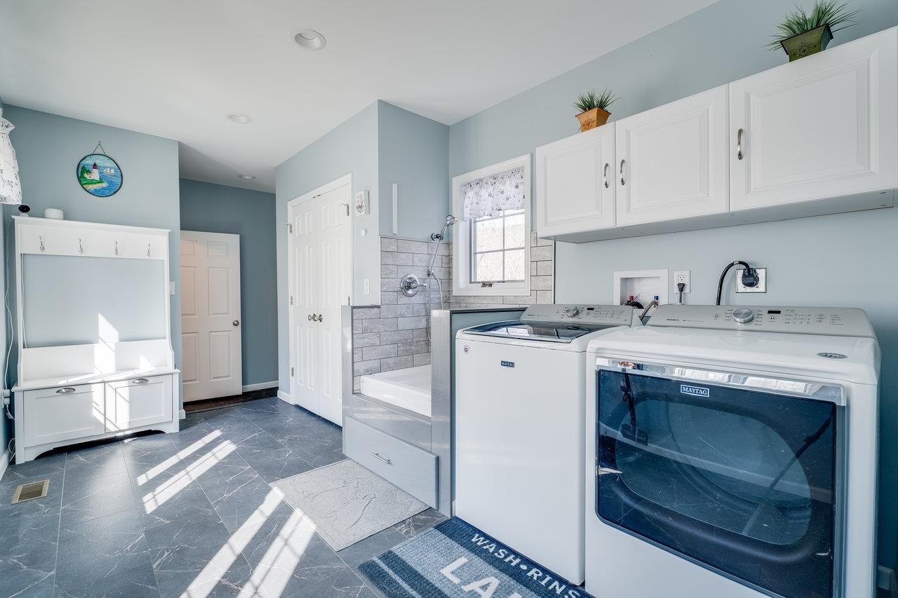 2279 LANIER LN