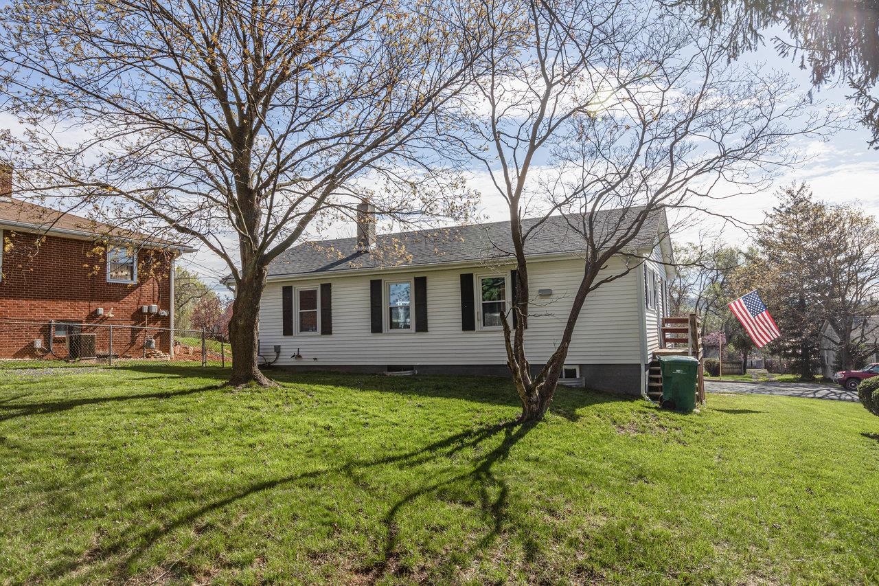 181 SUMMIT ST