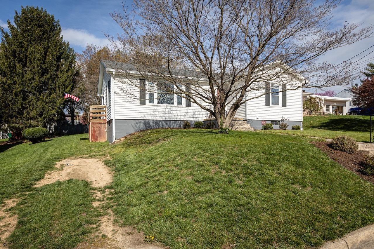 181 SUMMIT ST