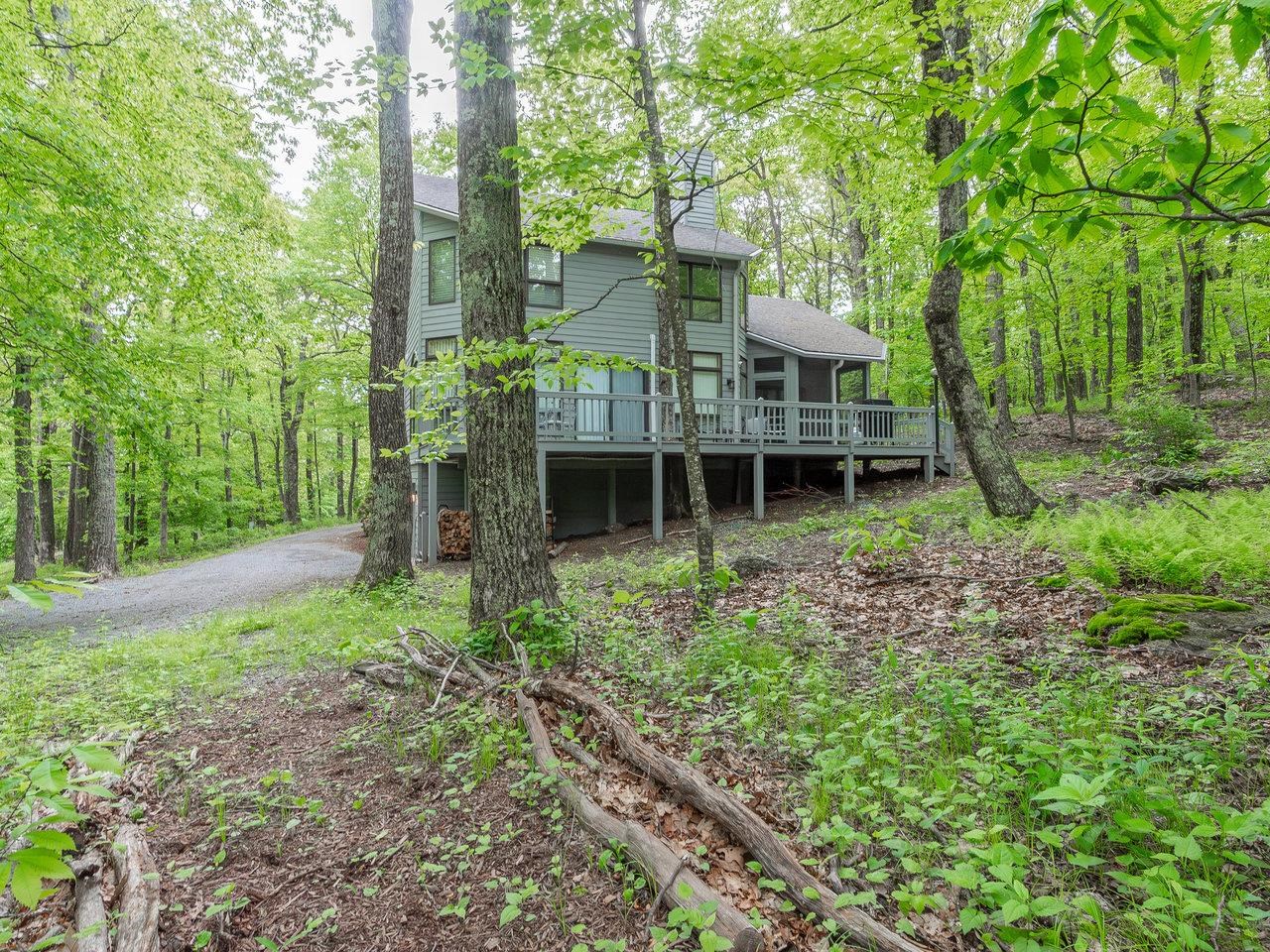 86 FAIRWAY OAKS