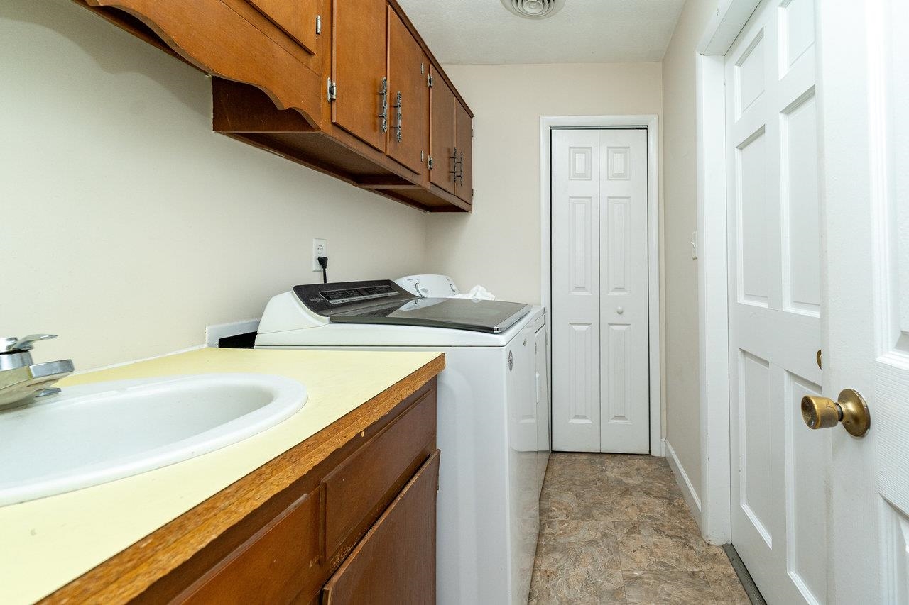 5127 CAPTAIN YANCEY RD