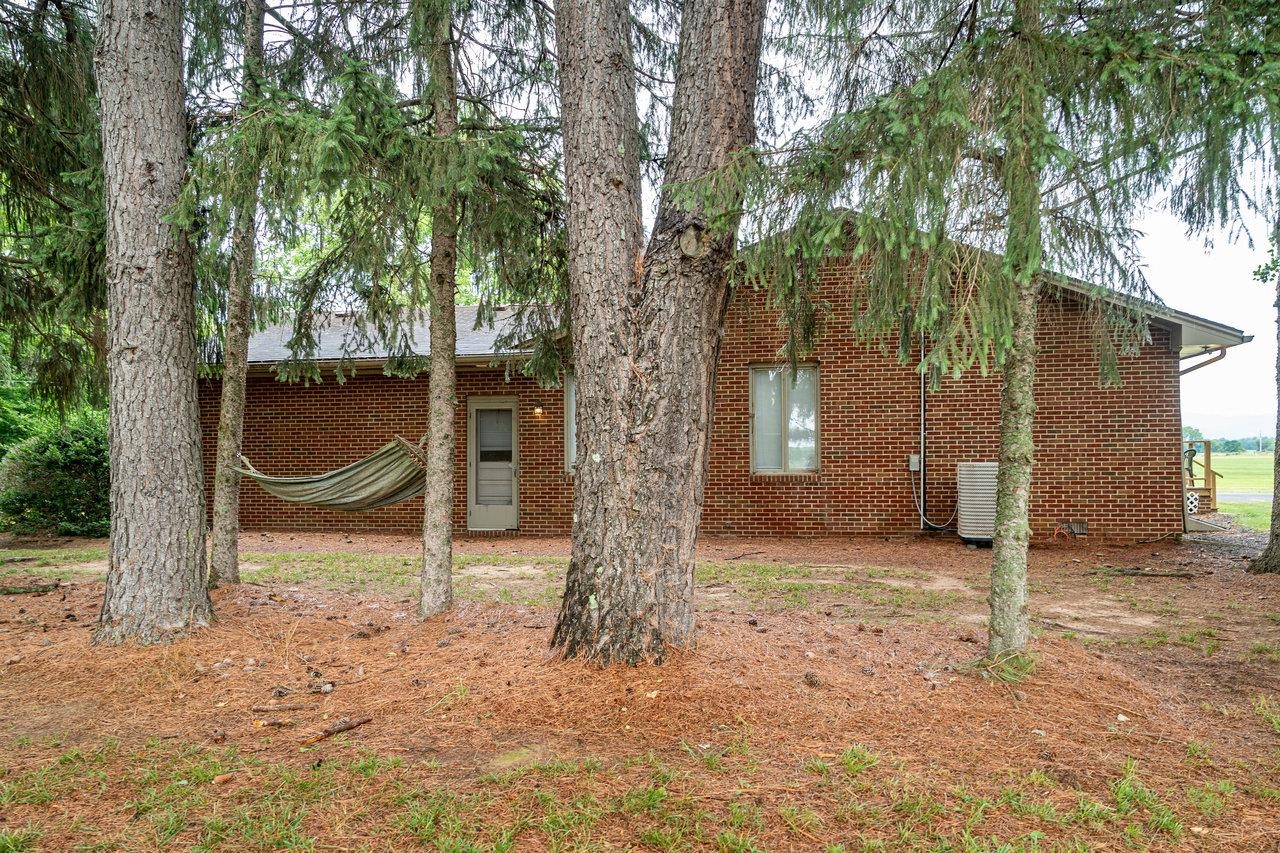 5127 CAPTAIN YANCEY RD