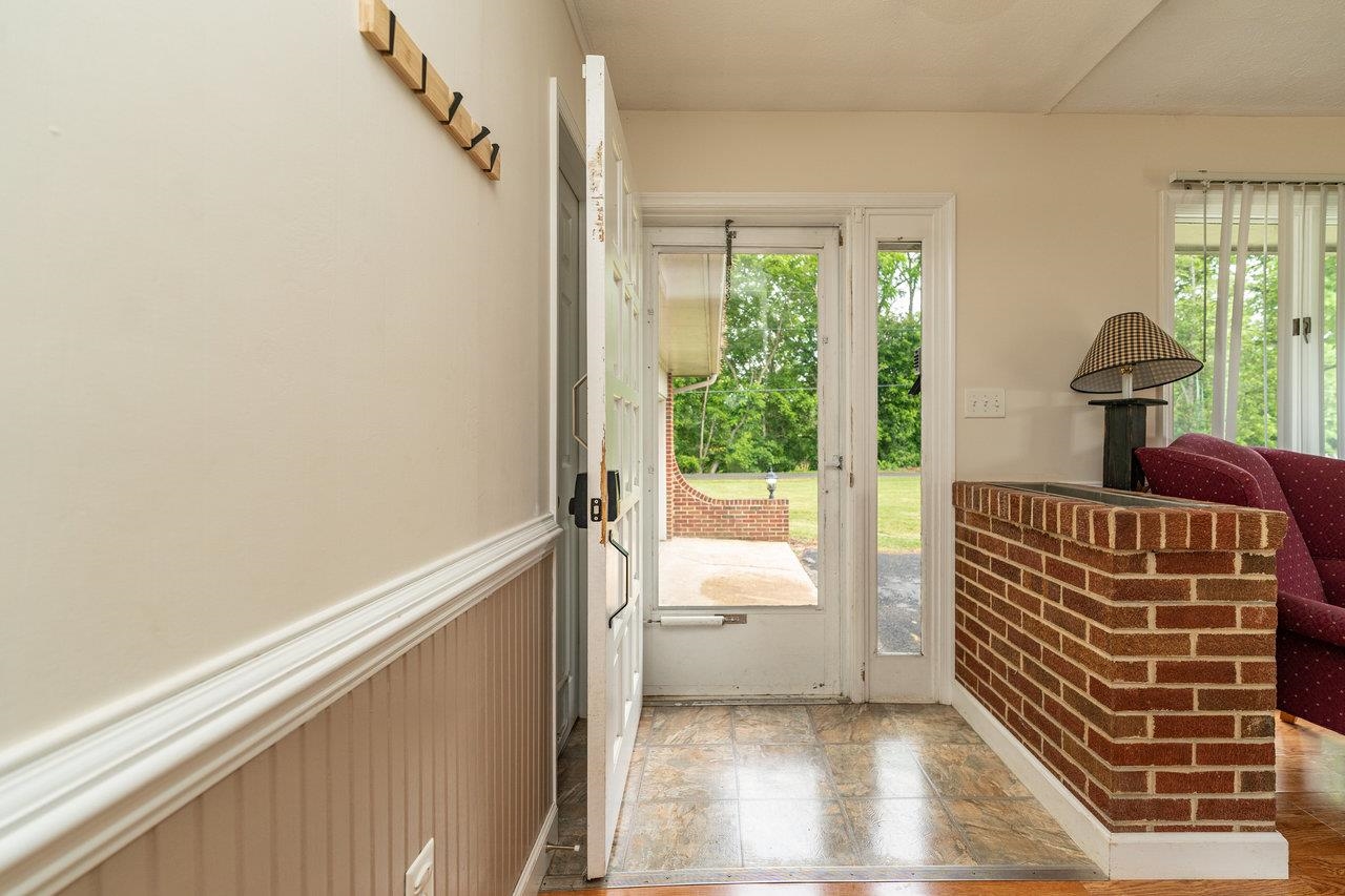 5127 CAPTAIN YANCEY RD