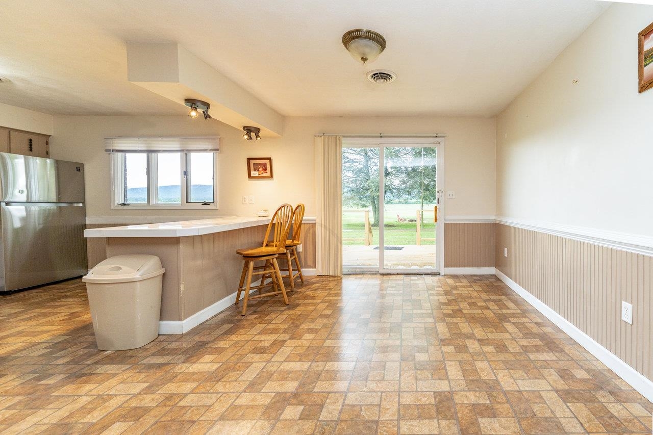 5127 CAPTAIN YANCEY RD