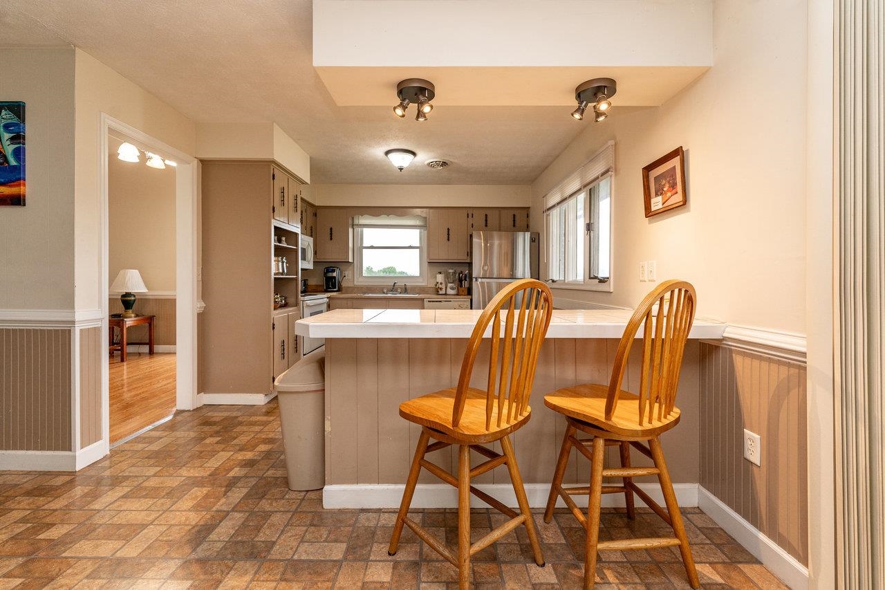 5127 CAPTAIN YANCEY RD