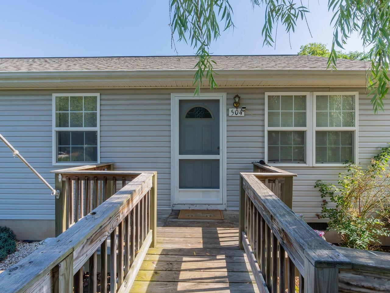 504 WIRT AVE