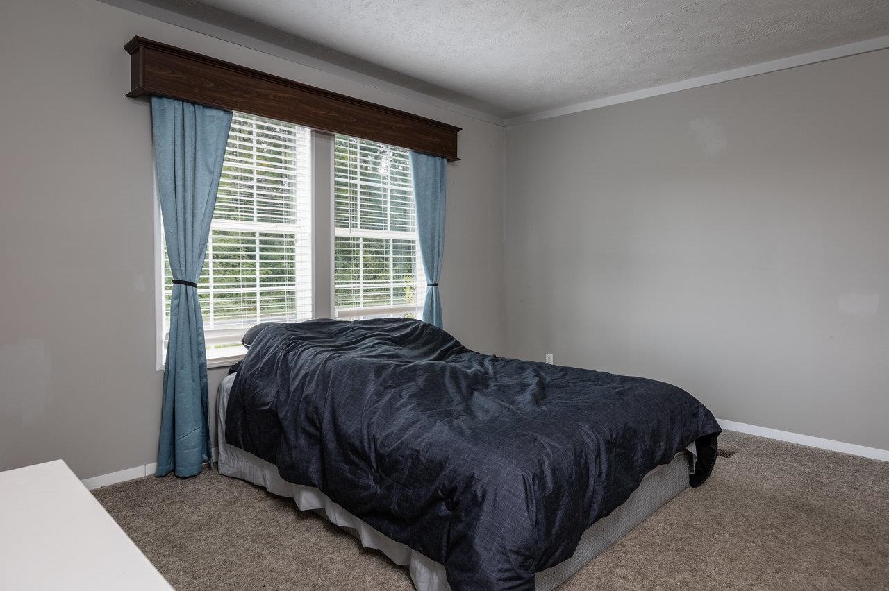 101 BROOKHOLLOW RD