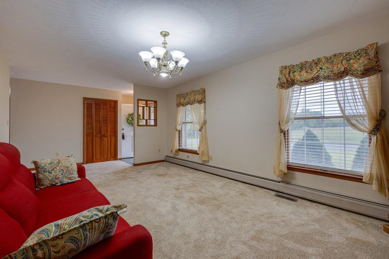 1612 SAMUELS RD