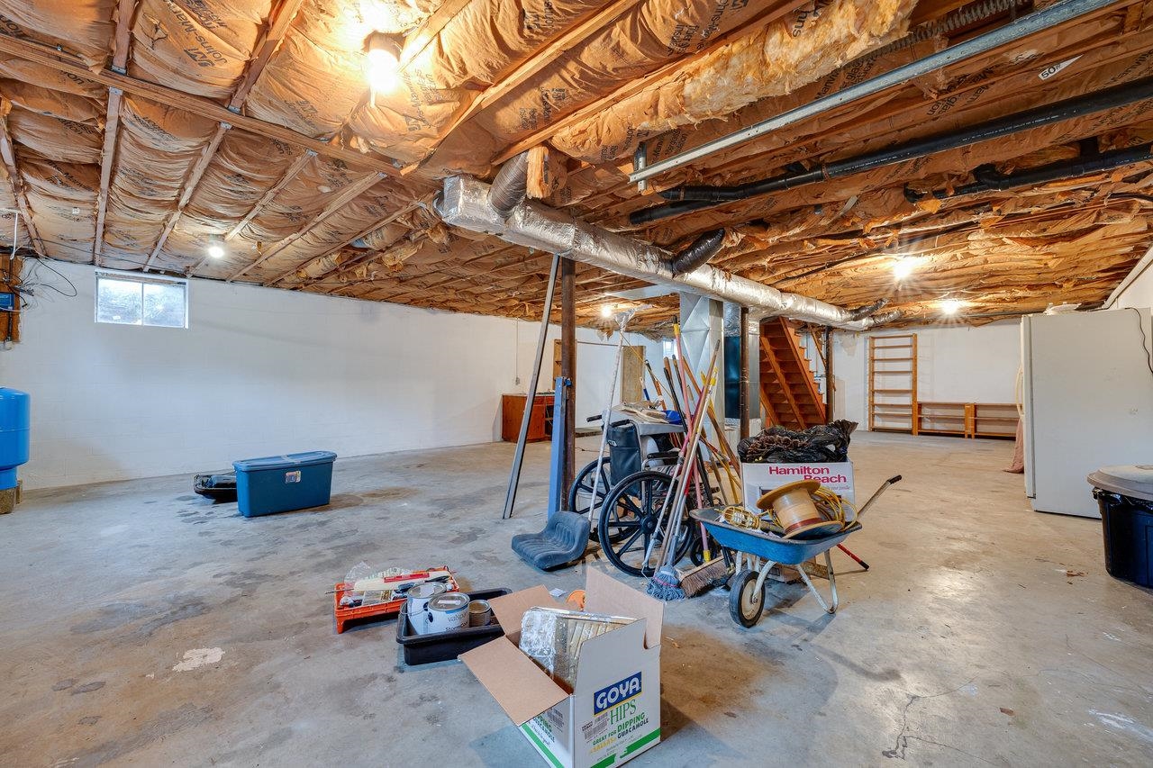 1612 SAMUELS RD