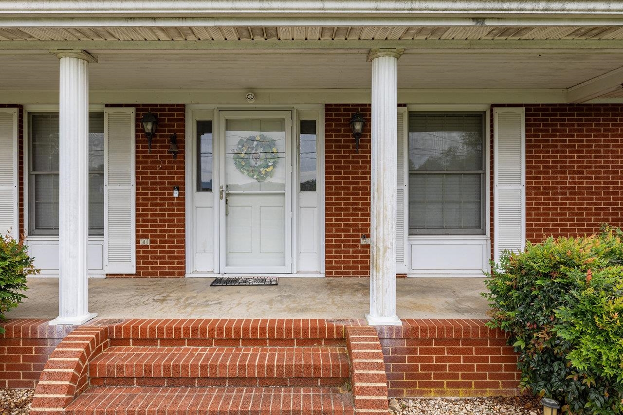 1612 SAMUELS RD