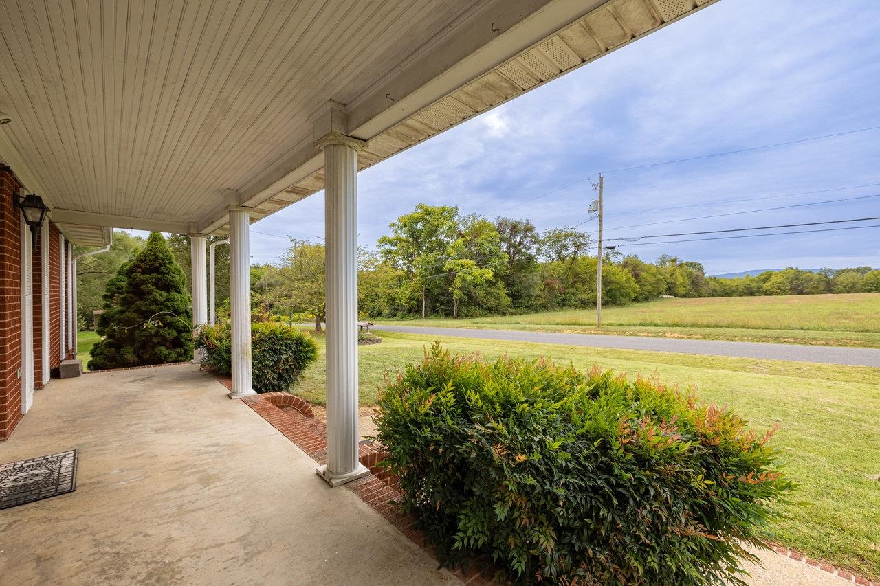 1612 SAMUELS RD