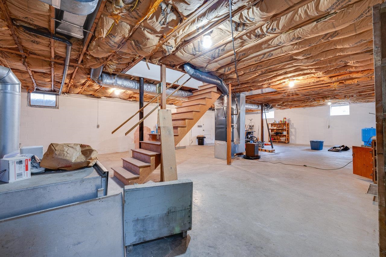 1612 SAMUELS RD