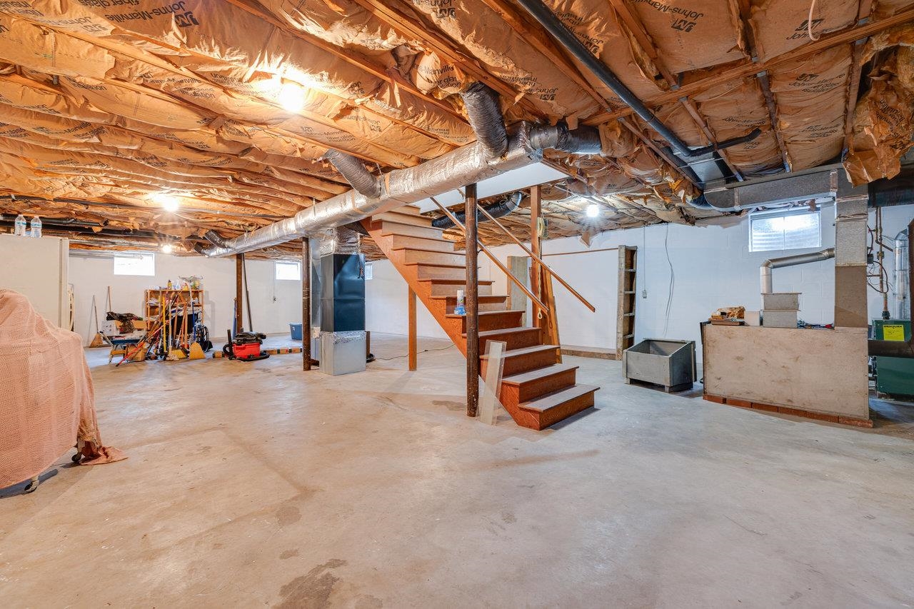 1612 SAMUELS RD