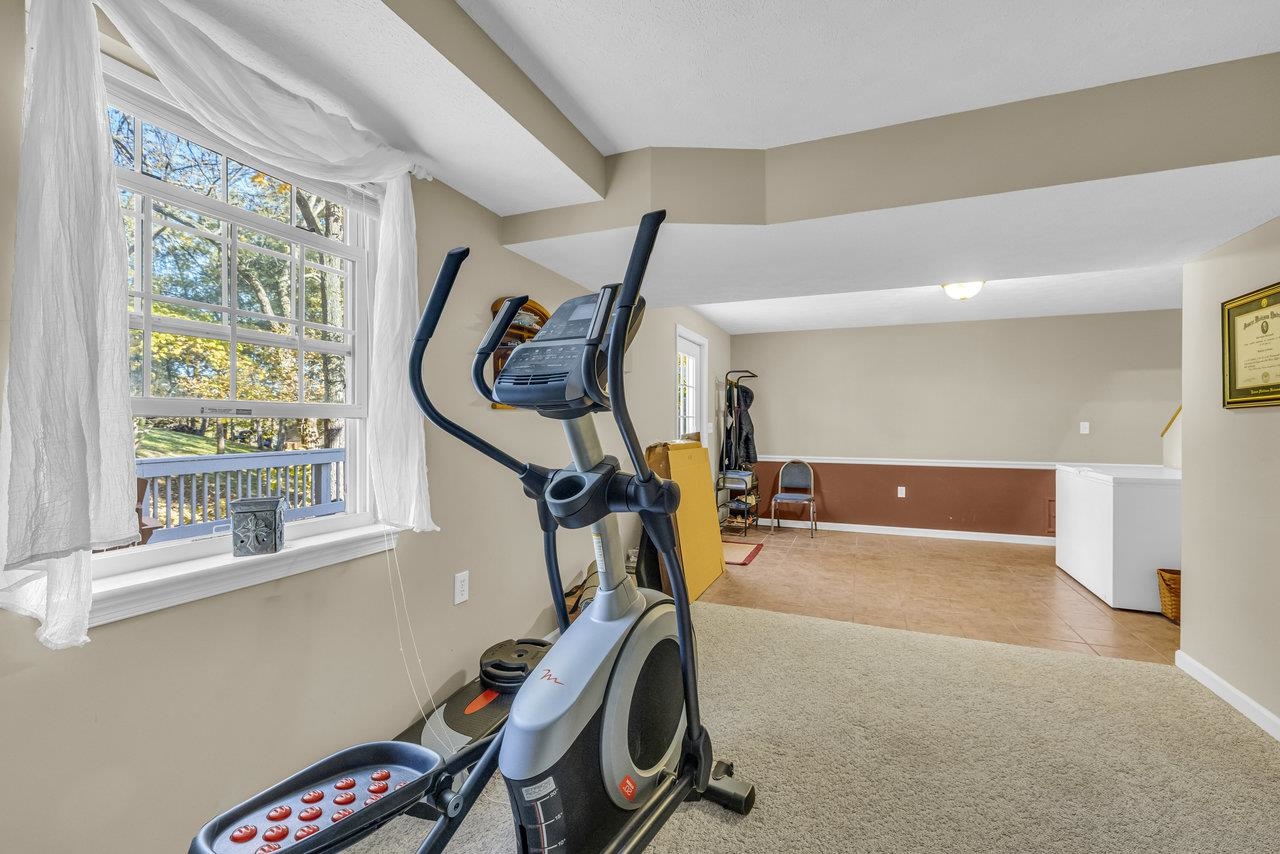 2500 OAK GROVE