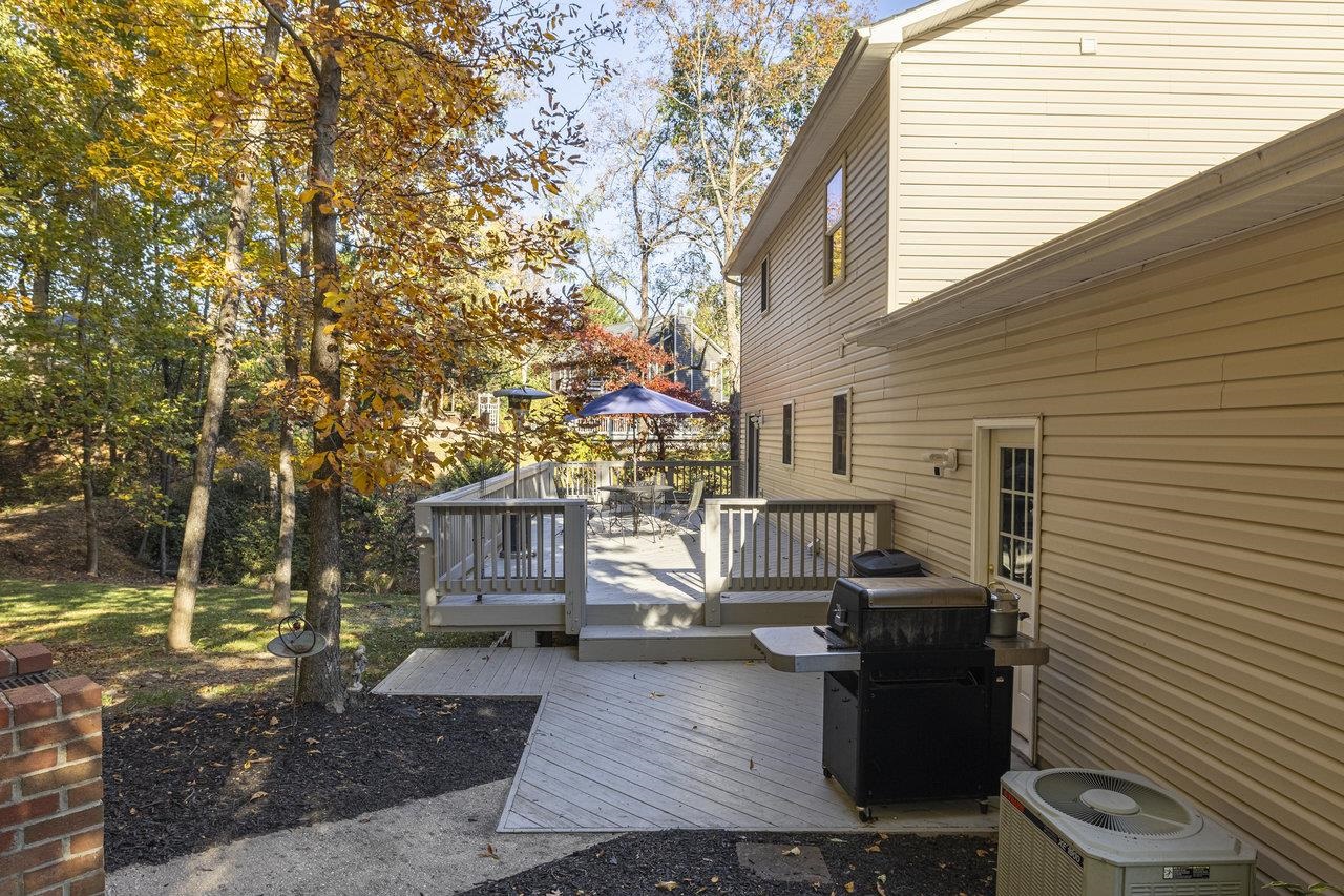 2500 OAK GROVE