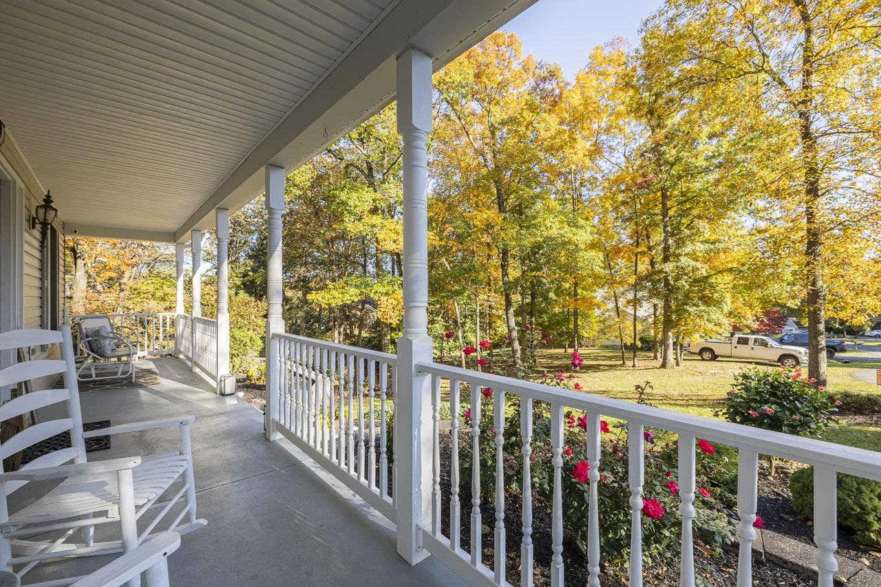 2500 OAK GROVE