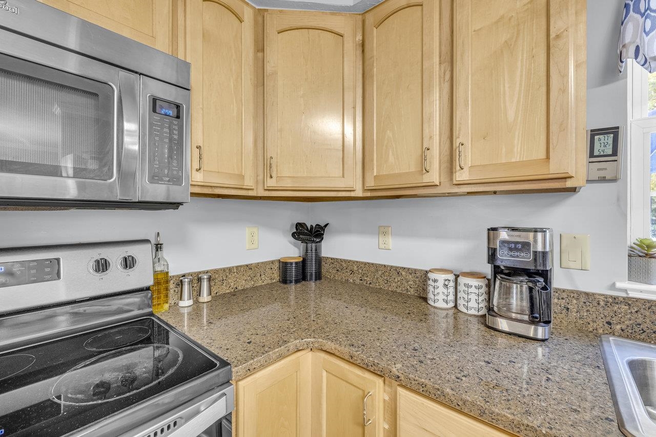2500 OAK GROVE